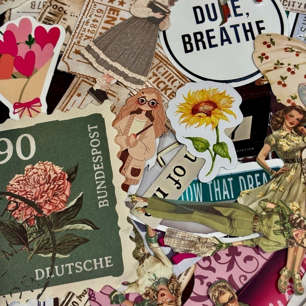 Ephemera Bundle: 20 Pieces for Mixed Media Art Junk Journal Scrapbooking - Picture 14 of 16